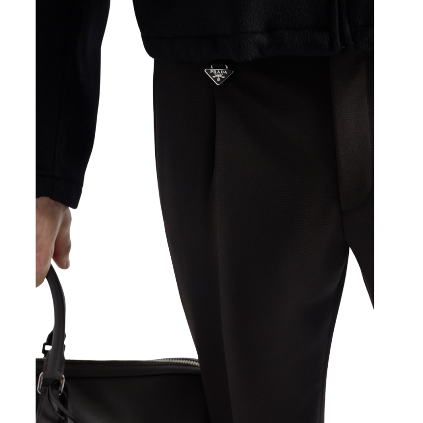 Pantalon ajusté PRADA laine vierge marron foncé logo triangle métal email