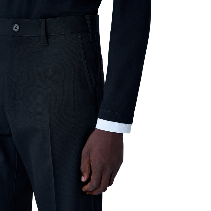 Pantalon PRADA gabardine laine noir poche plaquée arrière logo triangle métal email