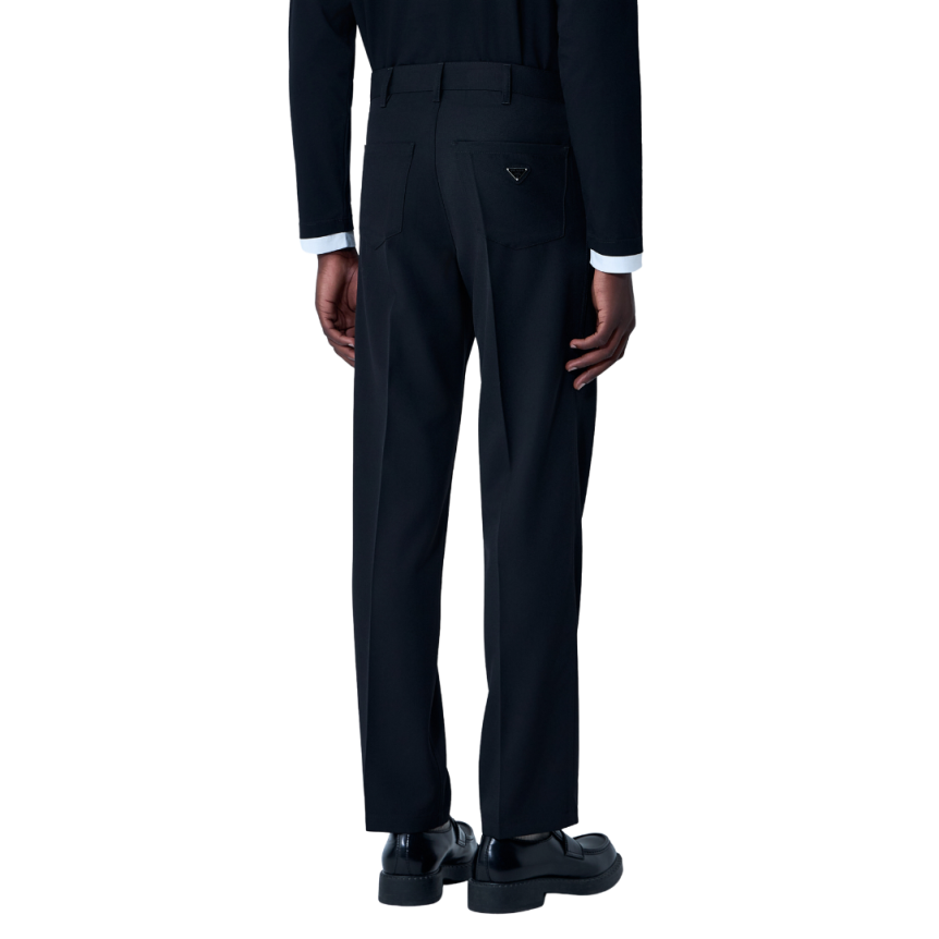 Pantalon PRADA gabardine laine noir poche plaquée arrière logo triangle métal email