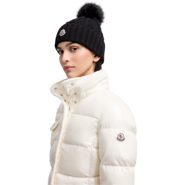 Bonnet MONCLER laine vierge cachemire torsade pompon noir