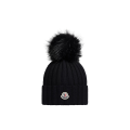 Bonnet laine pompon synthétique noir