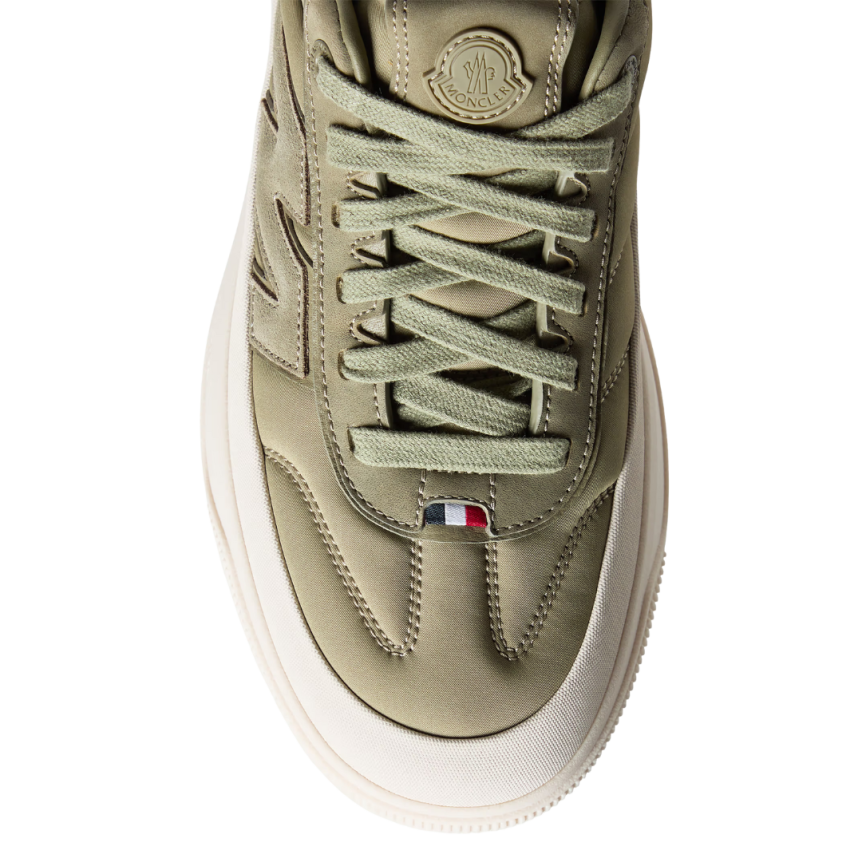 Sneaker MONCLER Altive nubuck daim kaki semelle oversize écru