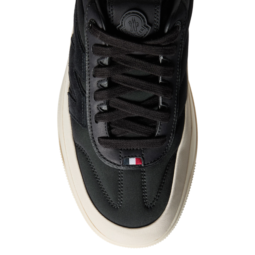 Sneaker MONCLER Altive nubuck daim noir semelle oversize écru