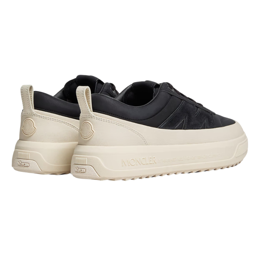Sneaker MONCLER Altive nubuck daim noir semelle oversize écru
