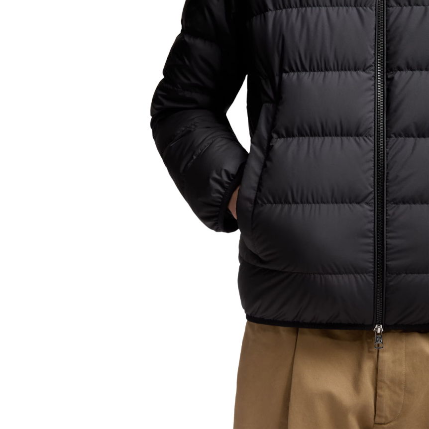 Doudoune courte MONCLER Baudinet col montant nylon noir mat