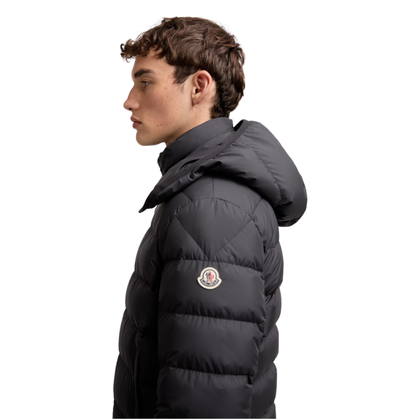 Doudoune courte MONCLER Montbrocq nylon noir mat capuche amovible