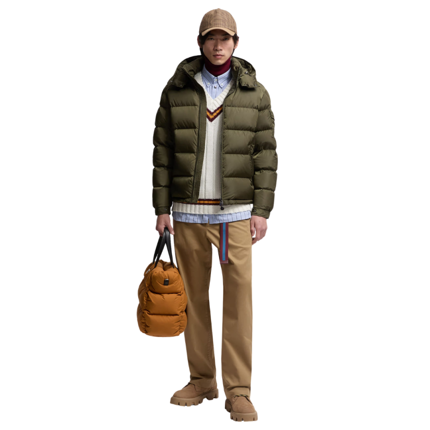 Doudoune courte capuche MONCLER Maya Matte nylon vert olive