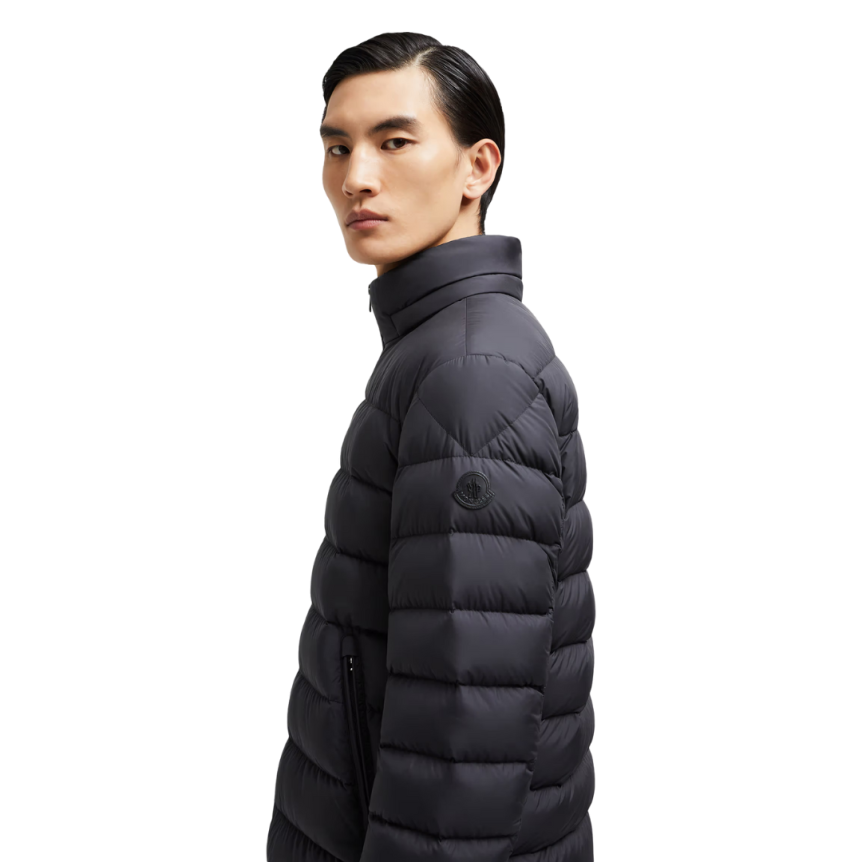 Doudoune courte à capuche MONCLER Arneb nylon noir logo cuir