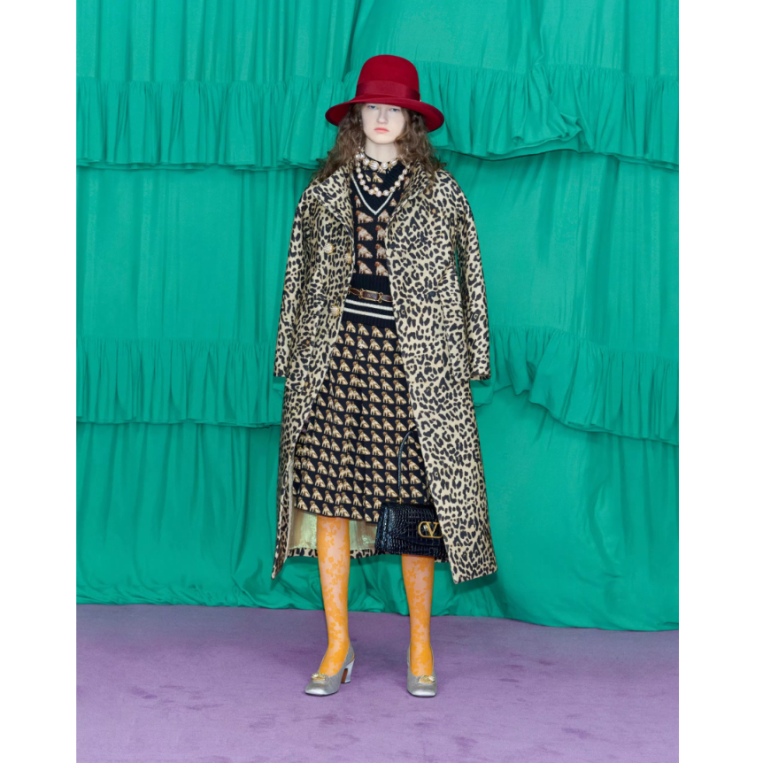 Pull débardeur VALENTINO col V gilet laine jacquard chien Petit Charles