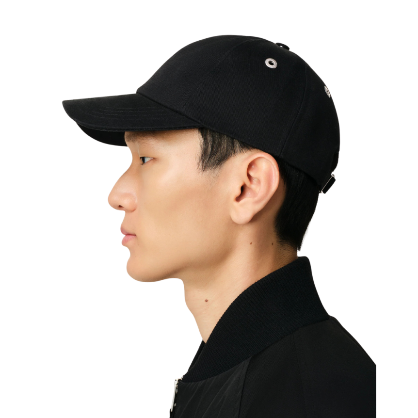 Casquette AMI Paris gabardine coton noir broderie cœur rouge