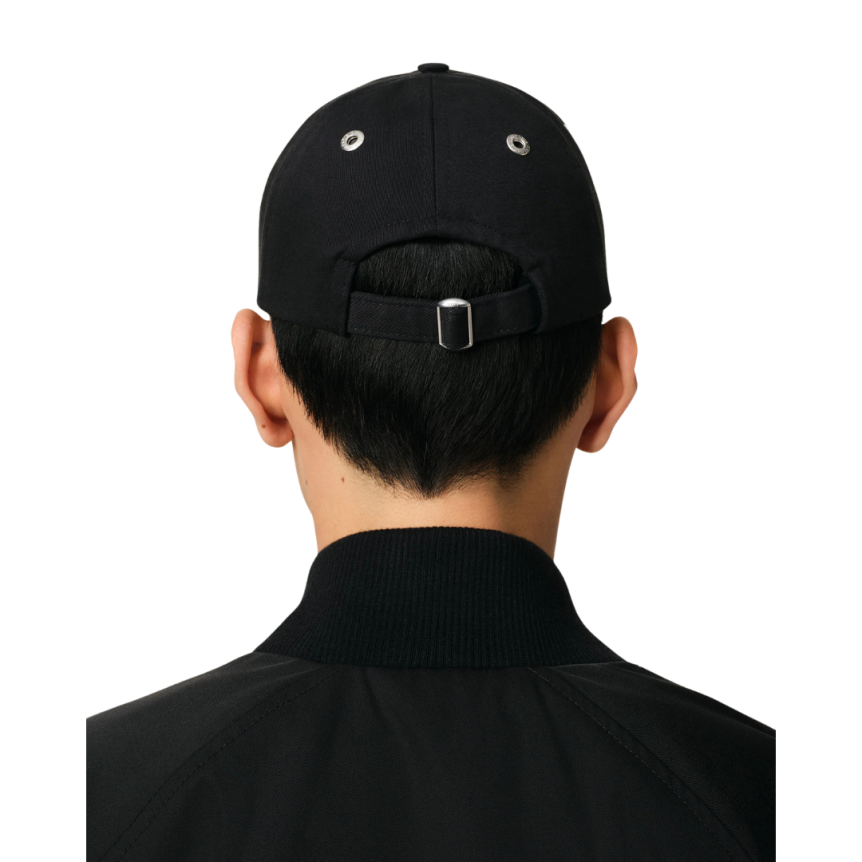 Casquette AMI Paris gabardine coton noir broderie cœur rouge