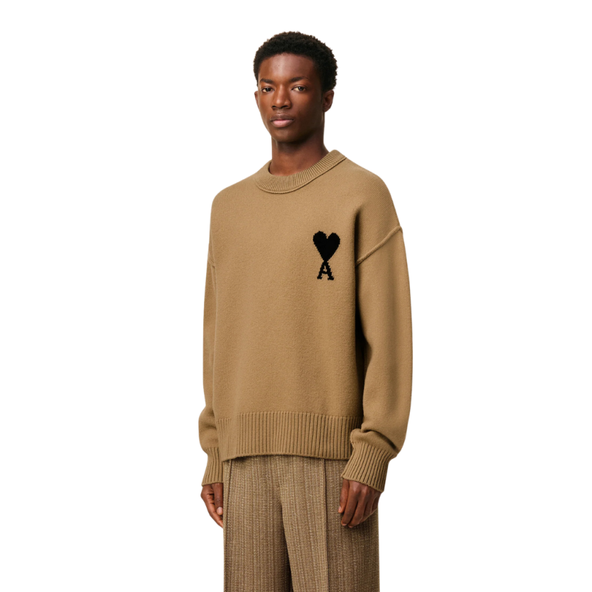 Pull col rond AMI Paris laine mérinos camel ami de cœur noir