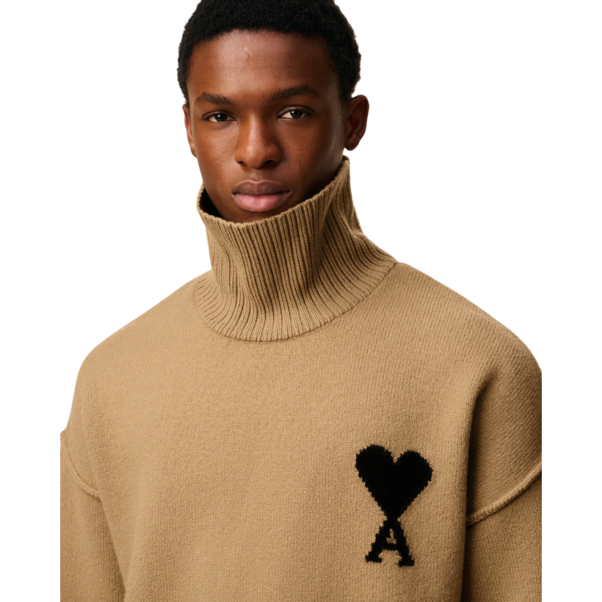 Pull col cheminée AMI Paris laine mérinos camel ami de cœur noir