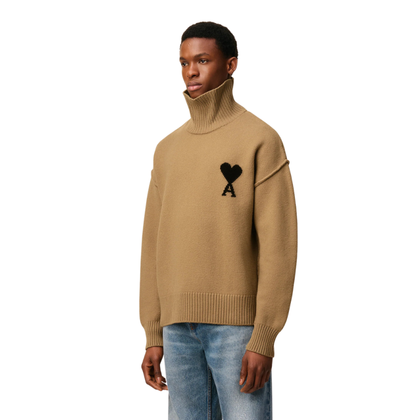 Pull col cheminée AMI Paris laine mérinos camel ami de cœur noir