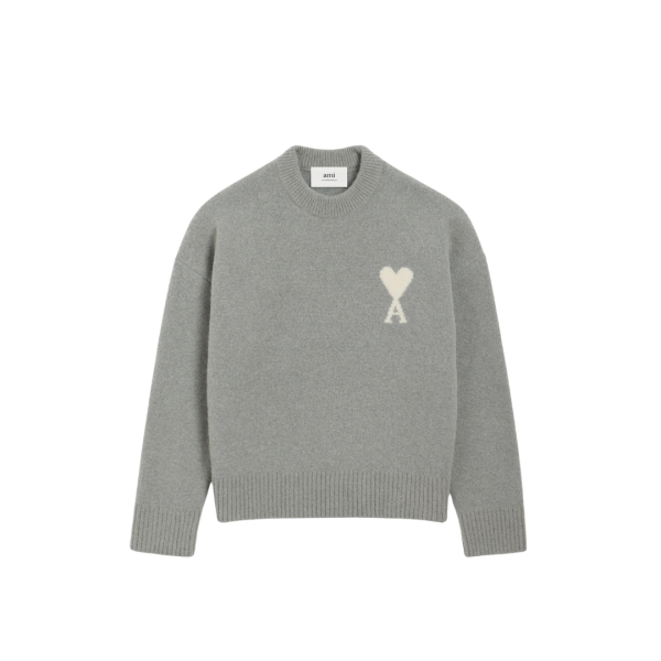 Pull col rond AMI Paris laine alpaga gris clair cœur blanc