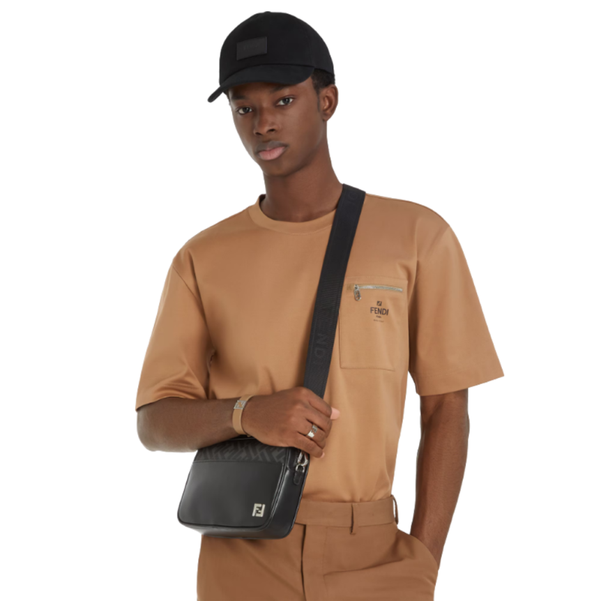 FENDI T-shirt col rond coton camel poche zippée Fendi Roma