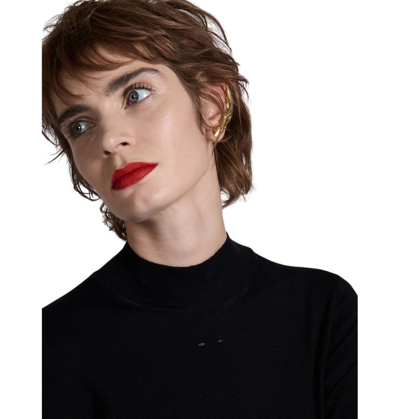 Pull BARBARA BUI col cheminée laine noir piercing avant