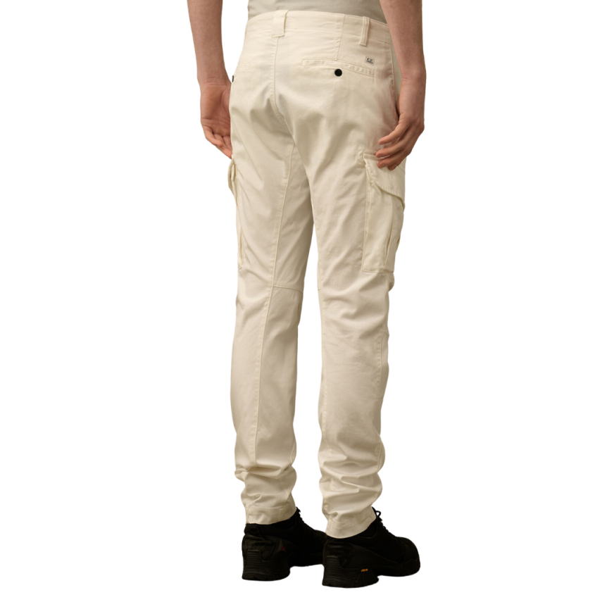Pantalon cargo CP COMPANY en coton satin extensible blanc poche lentille