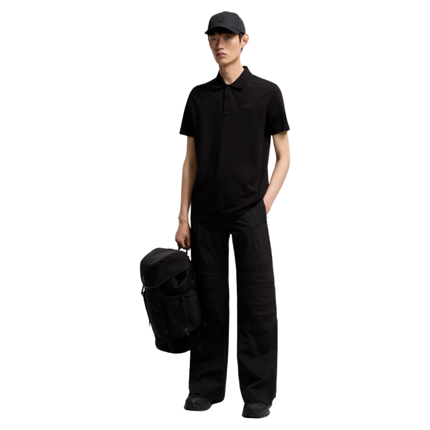Polo MONCLER coton noir logo gomme écriture velours manche