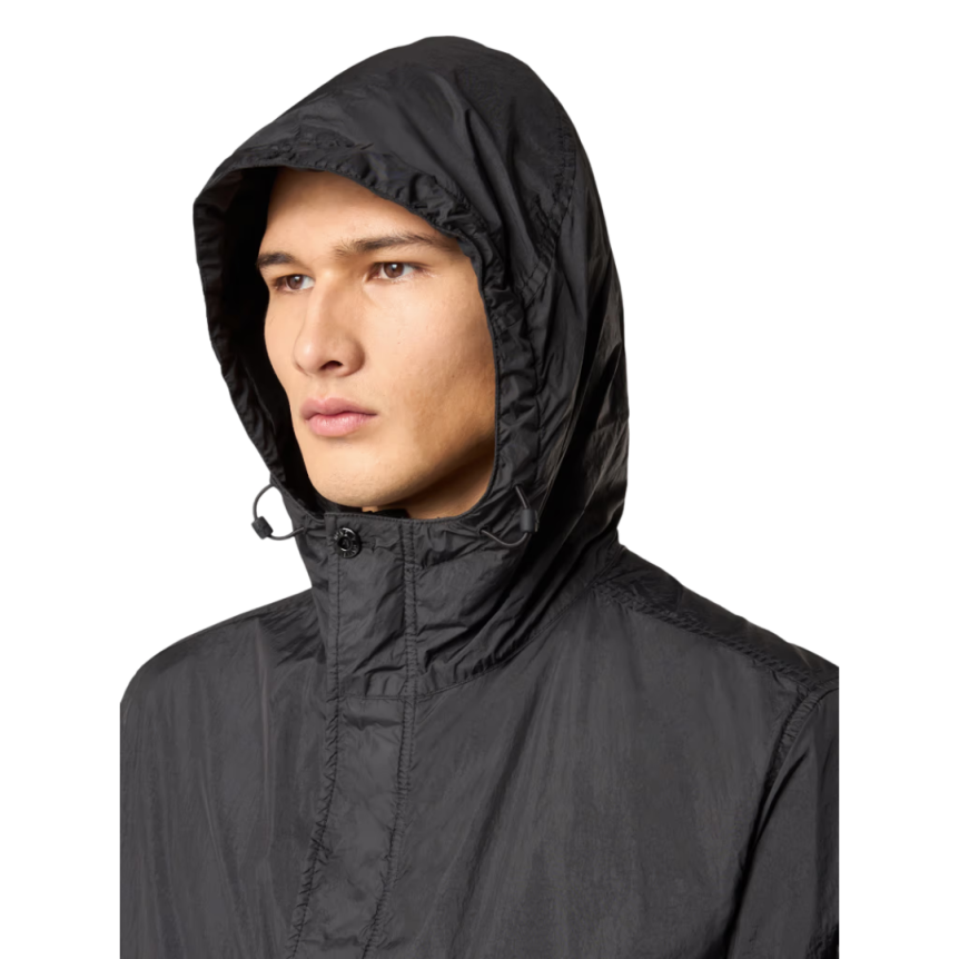 Blouson léger à capuche STONE ISLAND Crinkle Rep noir poche poitrine