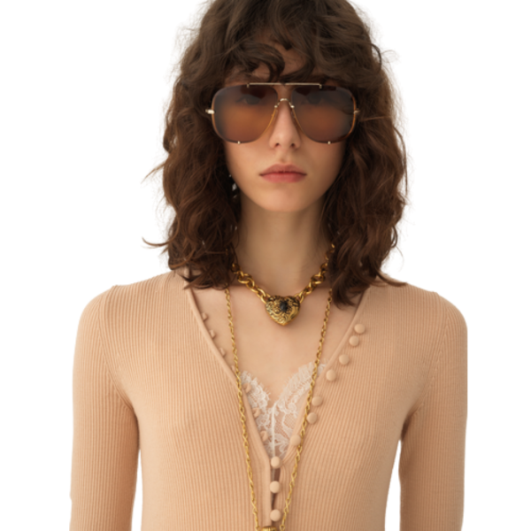 Pull CHLOE Henley col V ajusté laine mérinos rose miel boutons broderie C baroque dos