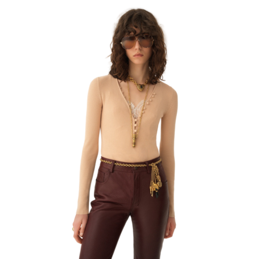 Pull CHLOE Henley col V ajusté laine mérinos rose miel boutons broderie C baroque dos