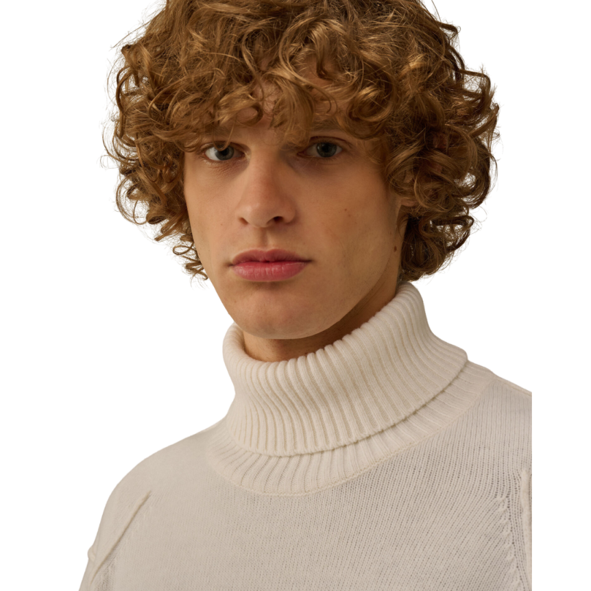 CP COMPANY Pull col roulé laine recyclé écru lentille manche