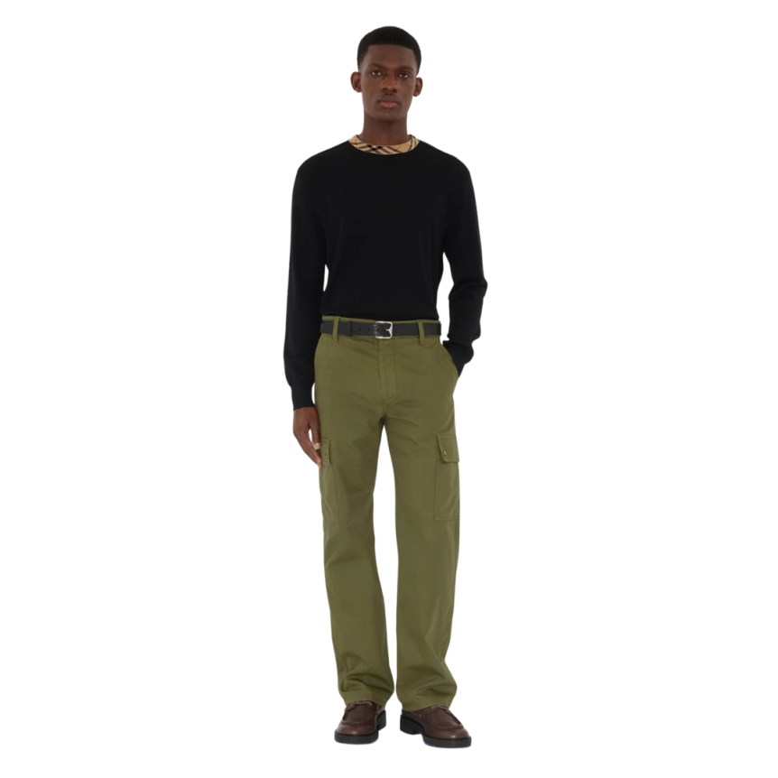 Pantalon Cargo BURBERRY gabardine kaki broderie logo ton sur ton