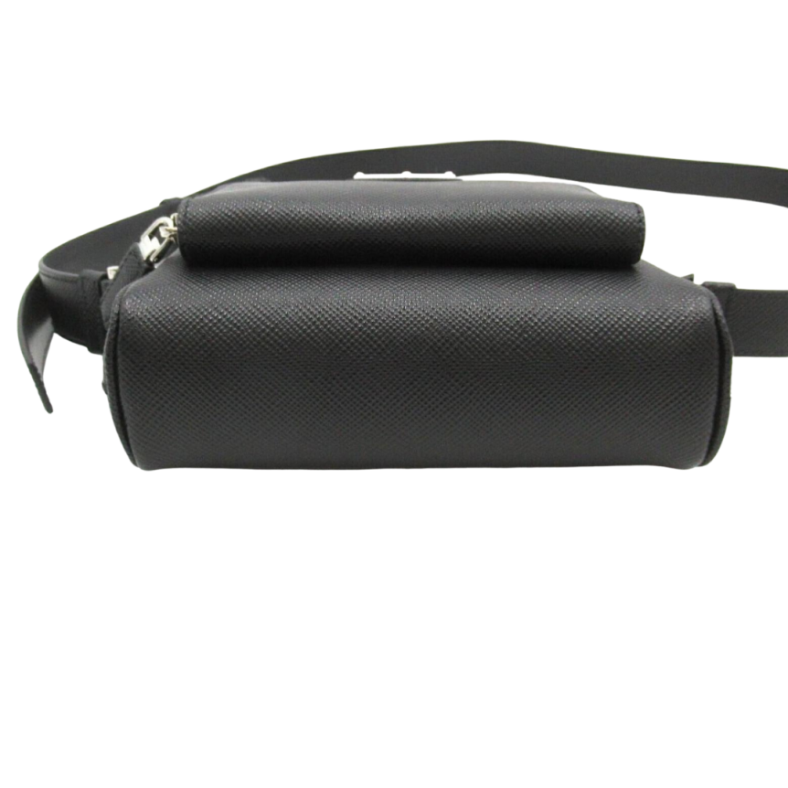 Sac Camera bag PRADA bandoulière nylon recyclé cuir noir logo triangle émail