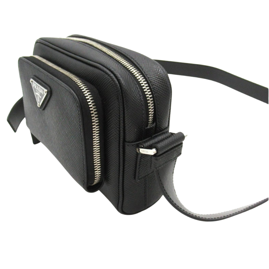 Sac Camera bag PRADA bandoulière nylon recyclé cuir noir logo triangle émail