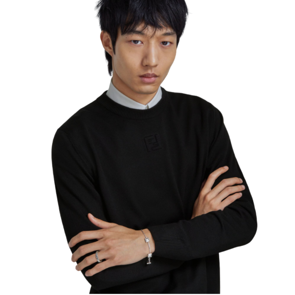 Pull col rond classique FENDI laine noire détails FF embossé poitrine col