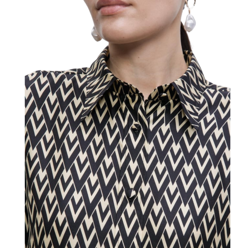 Chemise manche longue VALENTINO soie écru V logo bleu marine