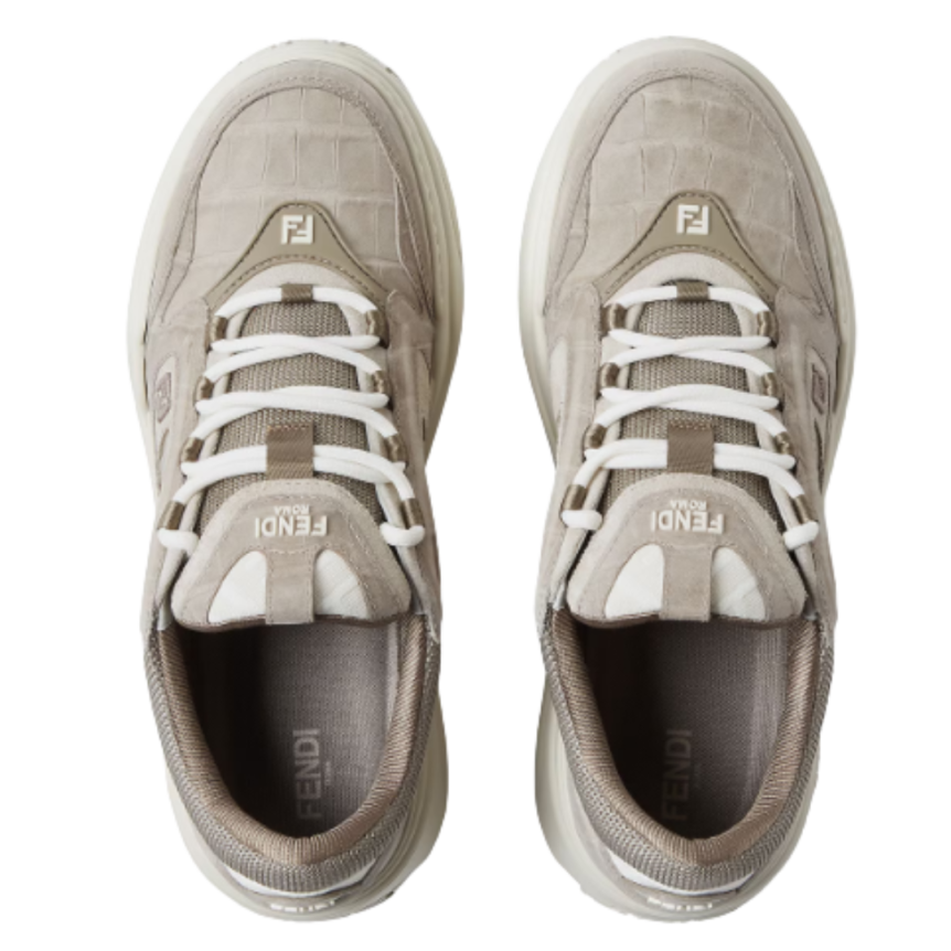 Basket basse à lacet FENDI Force cuir gris embossé croco motif FF