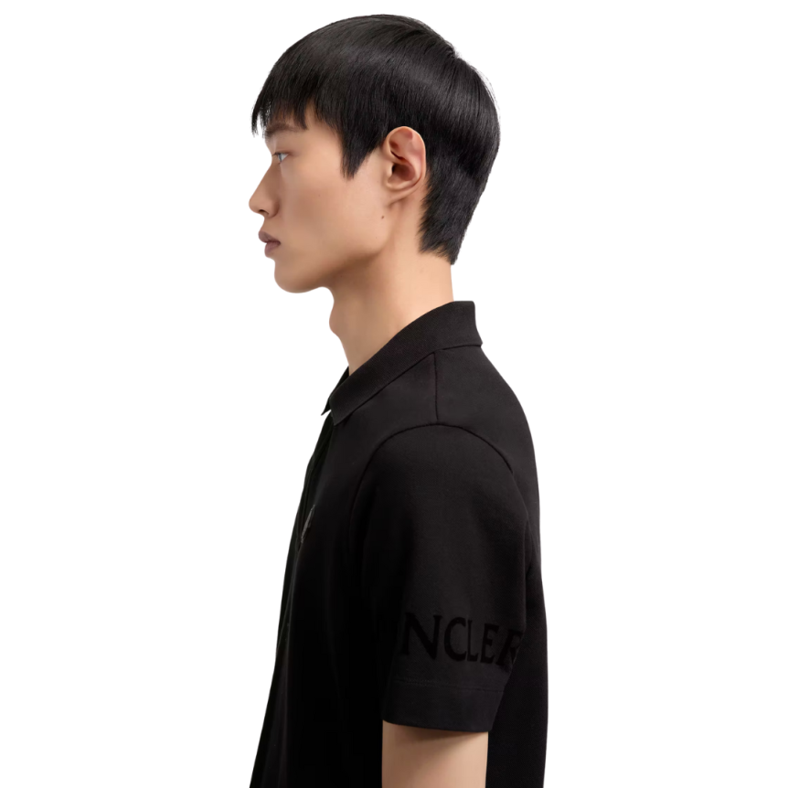 Polo manche courte MONCLER coton piqué noir logo gomme noir écriture dos