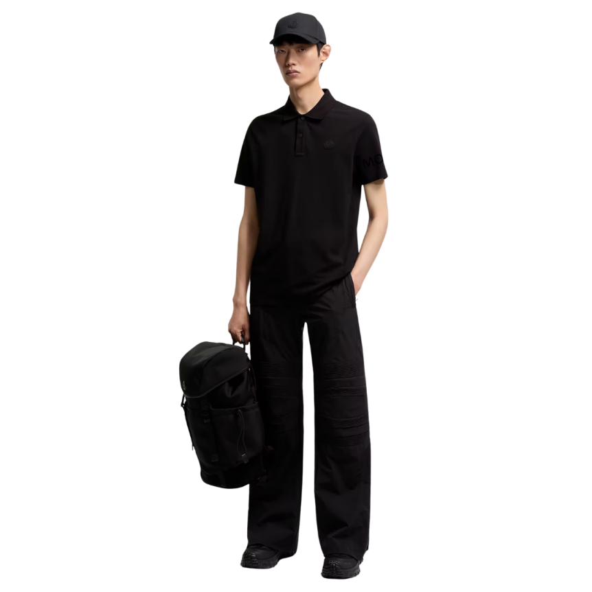 Polo manche courte MONCLER coton piqué noir logo gomme noir écriture dos