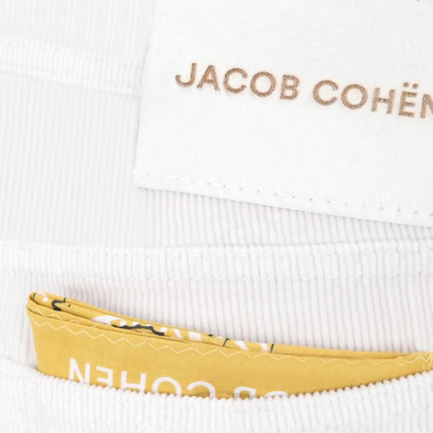 Pantalon Jean slim JACOB COHEN Nick coton velours côtelé écru