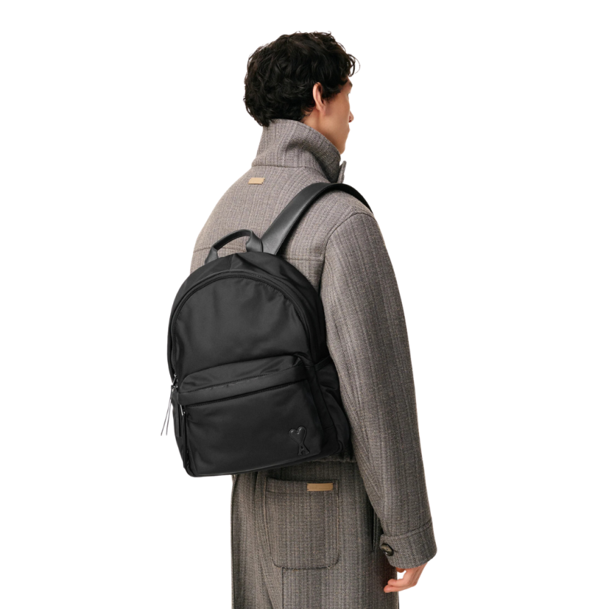 Sac à dos AMI Paris nylon noir cœur relief noir