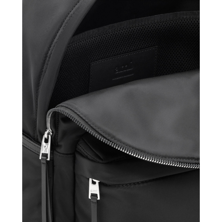 Sac à dos AMI Paris nylon noir cœur relief noir