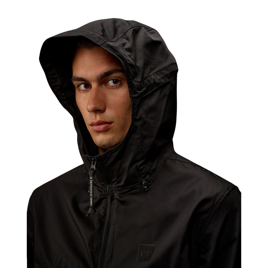 Surchemise à capuche CP COMPANY zippée gabardine coton noir Metropolis Collection