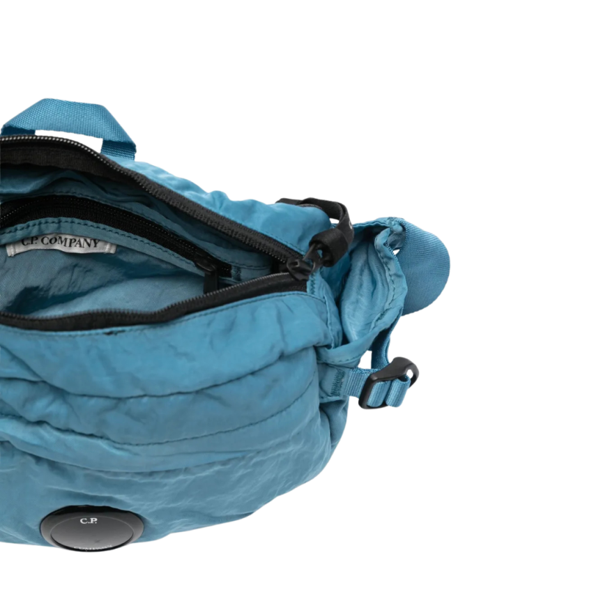 Sac bandoulière CP COMPANY banane nylon B Lens bleu ciel