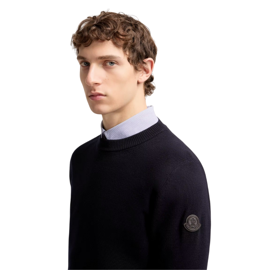 Pull col rond MONCLER laine vierge nid d'abeille bleu marine logo cuir