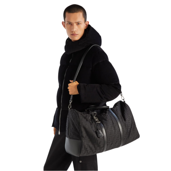 Sac de voyage FENDI grand modèle nylon FF cuir noir