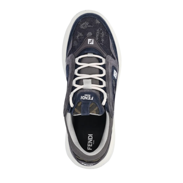 Basket basse Sneaker Fendi Force cuir suédé effet denim bleu marine