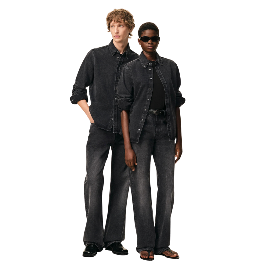 Chemise à col boutonné AMI Paris coton denim noir délavé broderie cœur noir