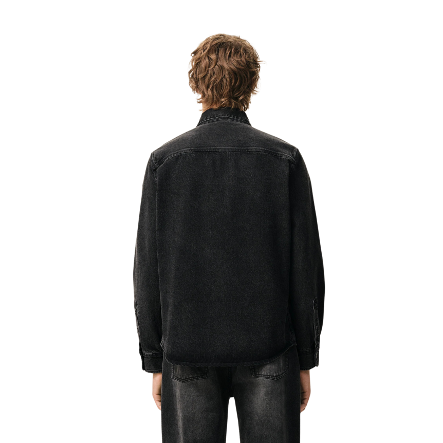 Chemise à col boutonné AMI Paris coton denim noir délavé broderie cœur noir