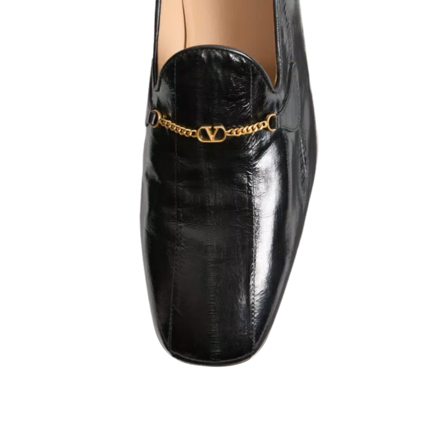 Mocassin VALENTINO Jiggie cuir anguille noir chaîne v logo doré