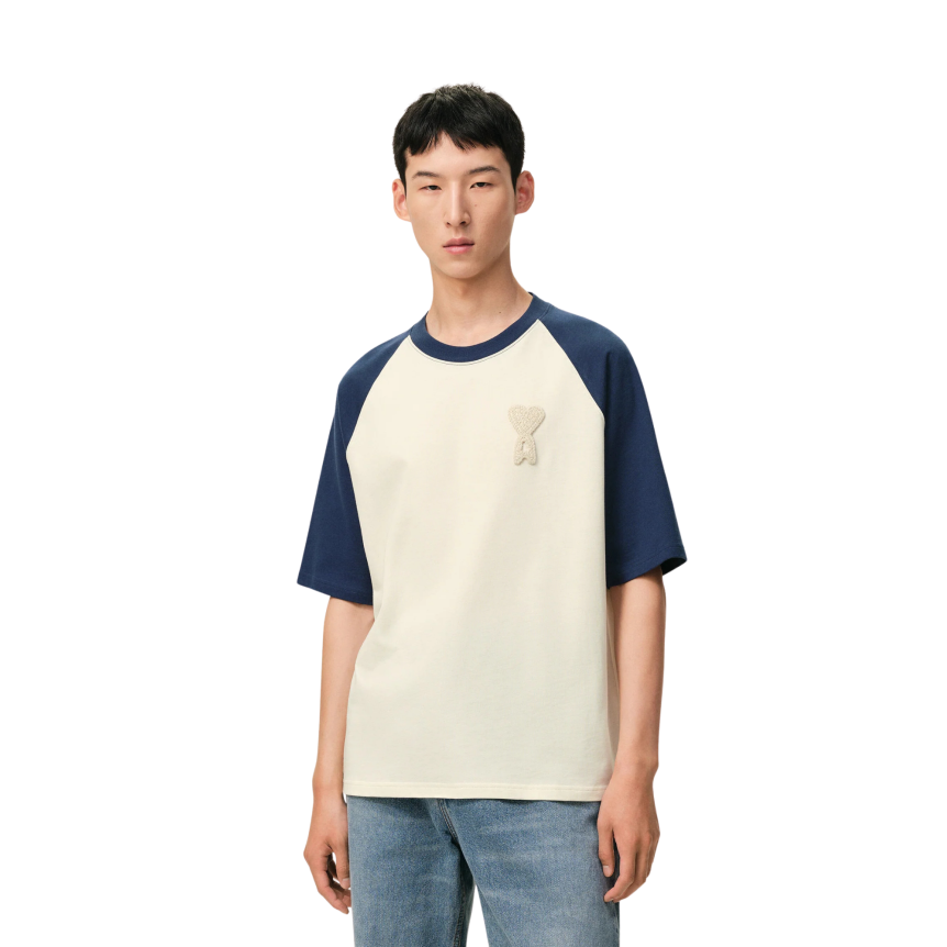 T-shirt col rond AMI Paris coton écru manches bleu gros cœur écru