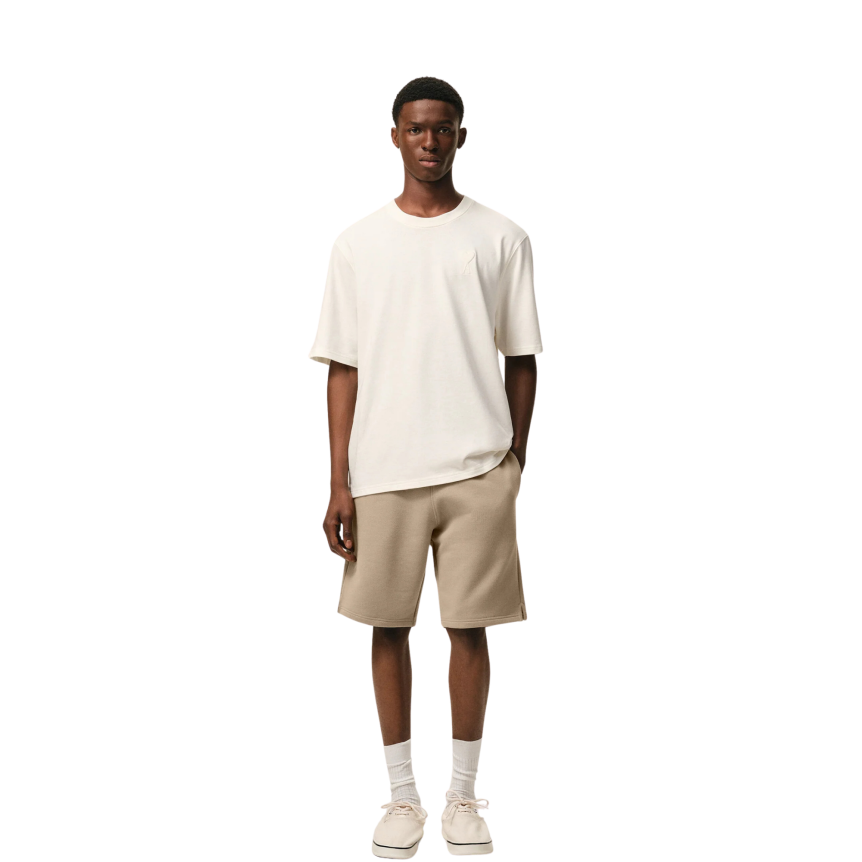 Short AMI Paris molleton coton beige cœur embossé