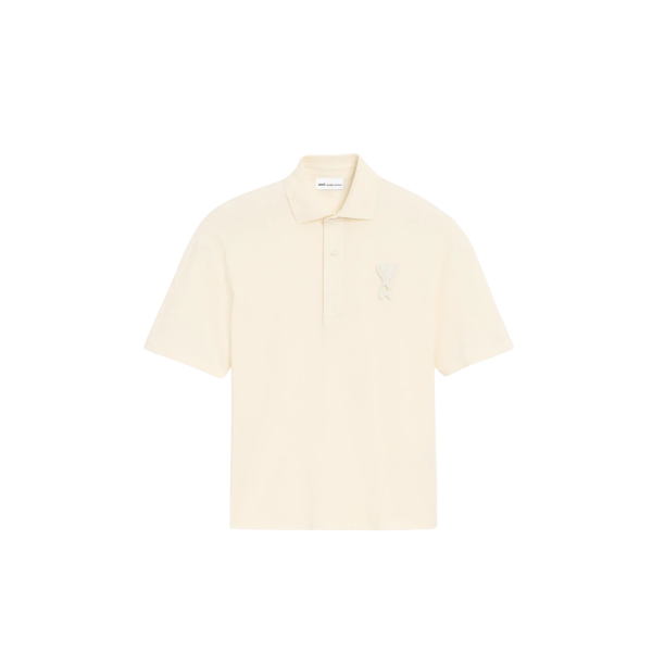 Polo manche courte AMI Paris piqué de coton léger écru broderie gros cœur