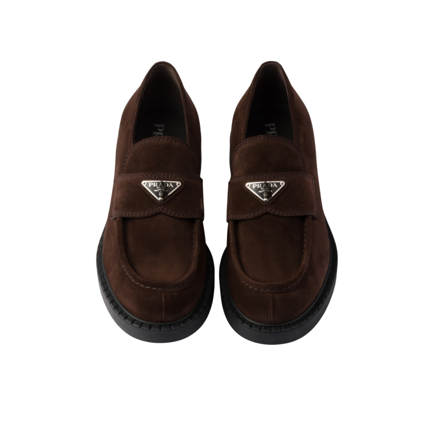 Mocassin PRADA cuir de veau daim marron chocolat logo triangle
